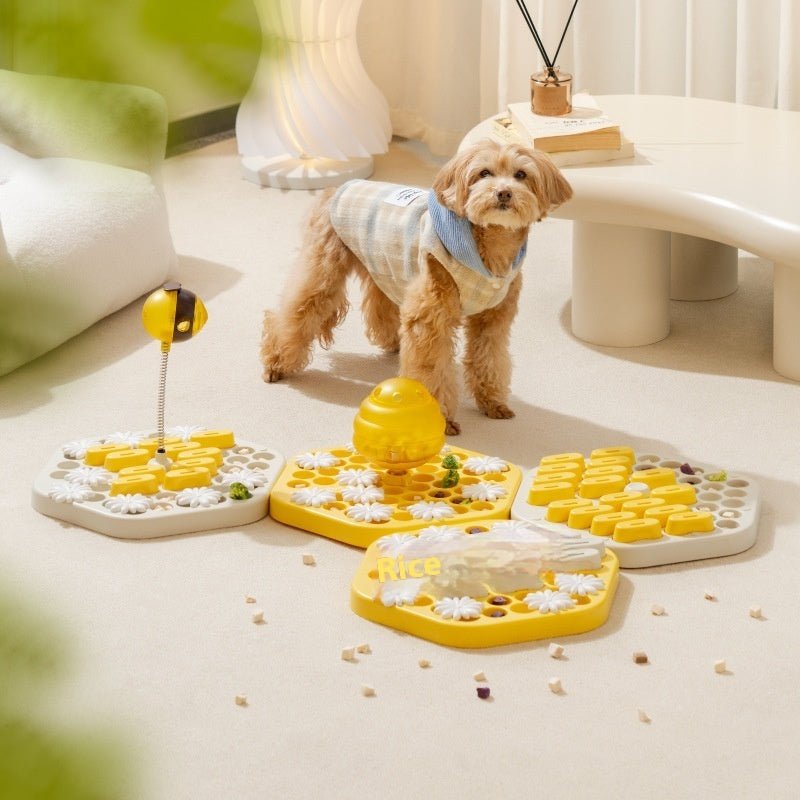 Dog Slow Food Leakage Food Feeder Pet Interactive Food Storage Training Toys - Shop - Saver